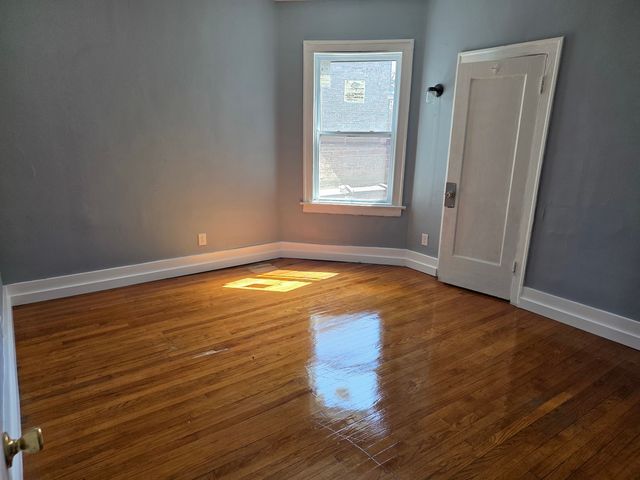 1853 E 79th Street 2, Chicago, IL 60649