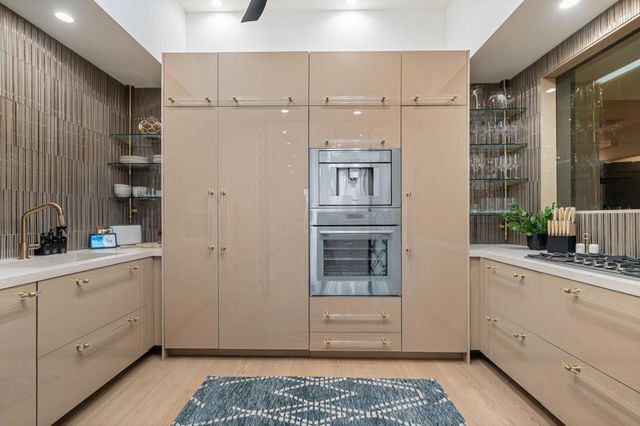 150 Running Springs Drive, Palm Desert, CA 92211