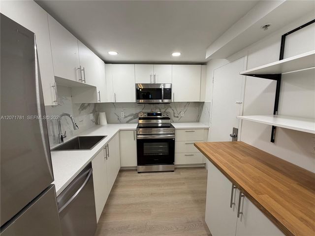 400 Kings Point Drive 604, Sunny Isles Beach, FL 33160