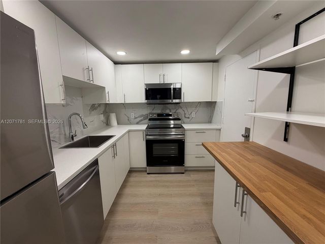 400 Kings Point Drive 604, Sunny Isles Beach, FL 33160