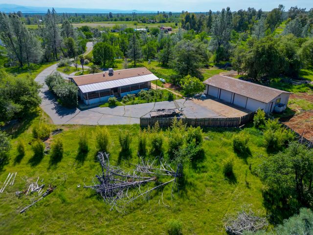 5110 Chestnut Street, Anderson, CA 96007