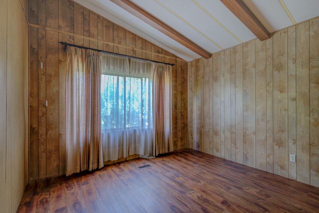 5110 Chestnut Street, Anderson, CA 96007