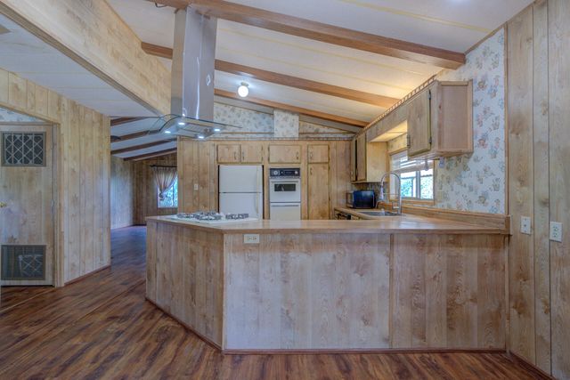 5110 Chestnut Street, Anderson, CA 96007