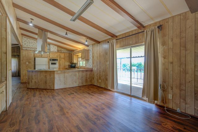 5110 Chestnut Street, Anderson, CA 96007