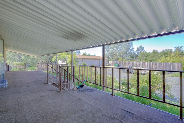 5110 Chestnut Street, Anderson, CA 96007