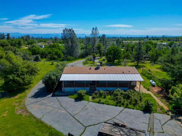 5110 Chestnut Street, Anderson, CA 96007