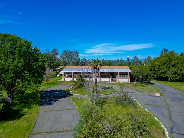 5110 Chestnut Street, Anderson, CA 96007