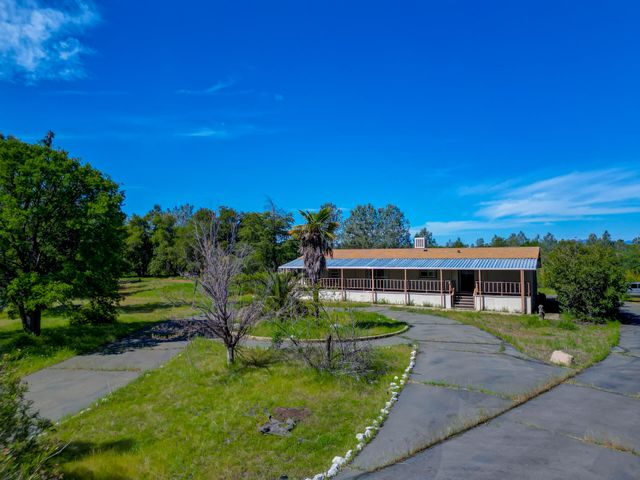 5110 Chestnut Street, Anderson, CA 96007