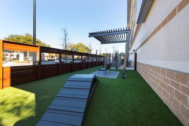 2111 Westheimer Road 2301, Houston, TX 77098