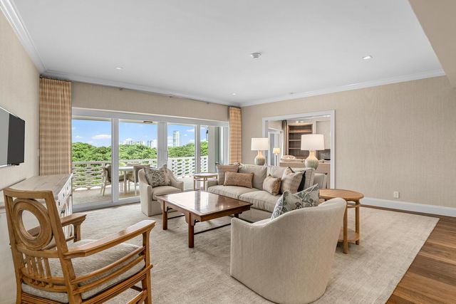 315 S Lake Drive Ph C, Palm Beach, FL 33480
