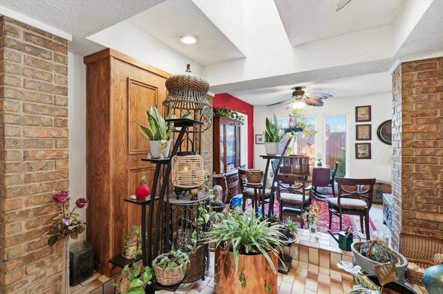 2909 Oakridge Drive, Bedford, TX 76021