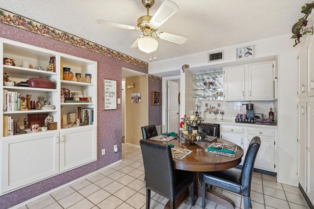 2909 Oakridge Drive, Bedford, TX 76021