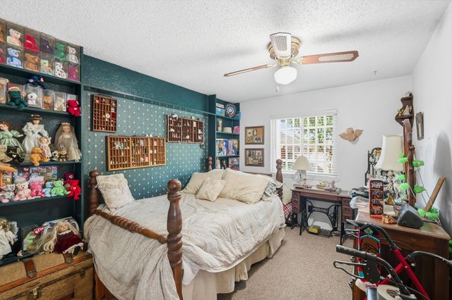 2909 Oakridge Drive, Bedford, TX 76021