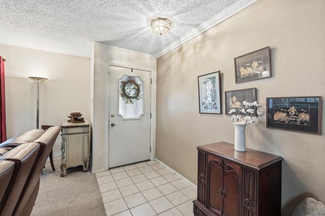 2909 Oakridge Drive, Bedford, TX 76021