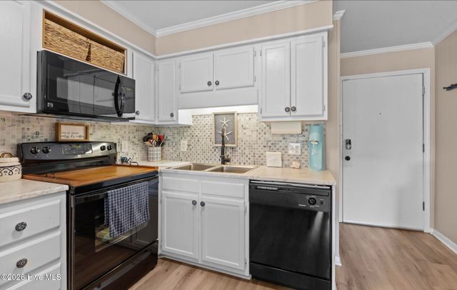 301 Commerce Way 153, Atlantic Beach, NC 28512