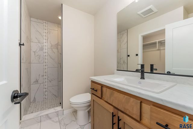 116 S Freshwater Ave Avenue, Brandon, SD 57005