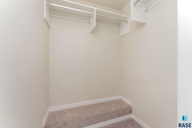 116 S Freshwater Ave Avenue, Brandon, SD 57005