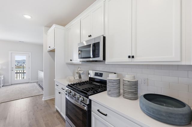 530 Heathwood Way, Summerville, SC 29486