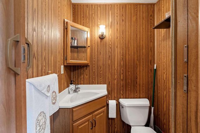 1104 NEW YORK AVENUE, North Fond Du Lac, WI 54937