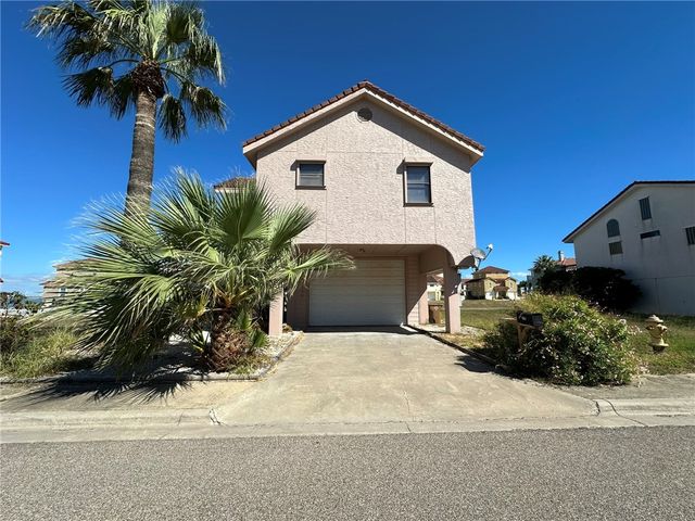 738 Imperial Harbor Dr, Corpus Christi, TX 78402