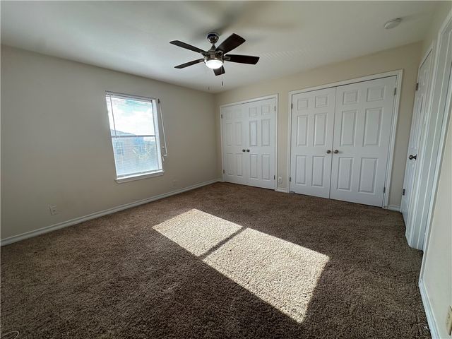 738 Imperial Harbor Dr, Corpus Christi, TX 78402