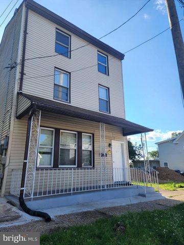 211 BROAD ST, Beverly, NJ 08010