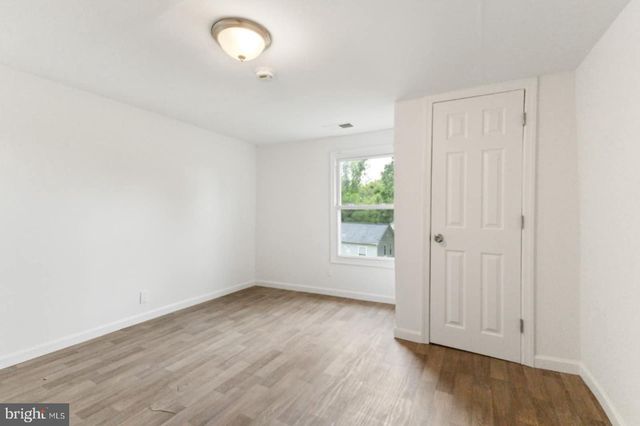 211 BROAD ST, Beverly, NJ 08010