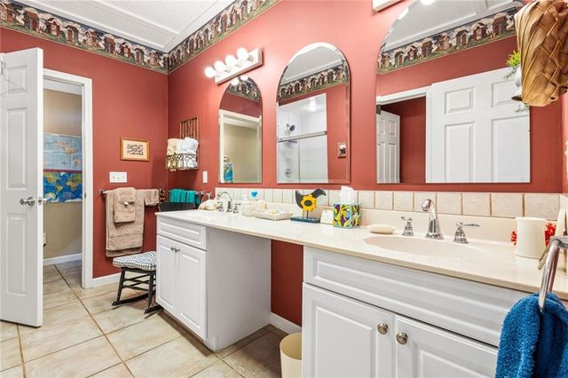 317 Southgate Drive, Locust Grove, GA 30248