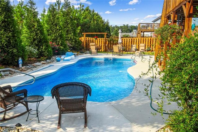 317 Southgate Drive, Locust Grove, GA 30248