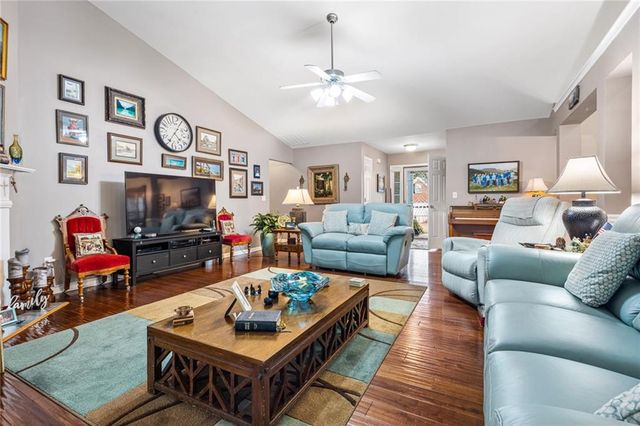 317 Southgate Drive, Locust Grove, GA 30248