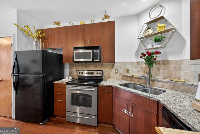 898 Oak Street SW 1411, Atlanta, GA 30310