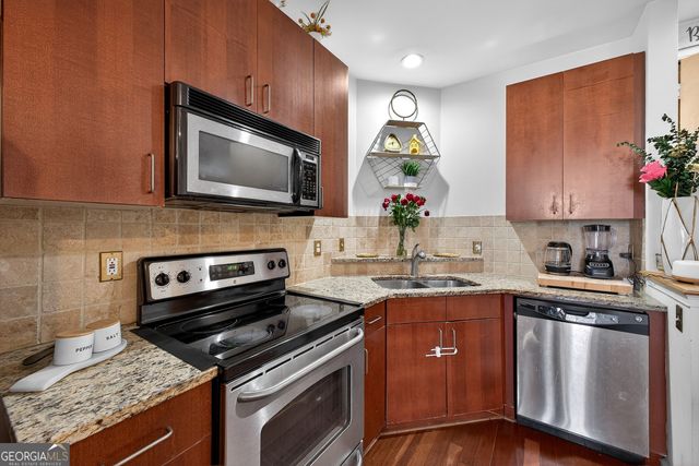 898 Oak Street SW 1411, Atlanta, GA 30310