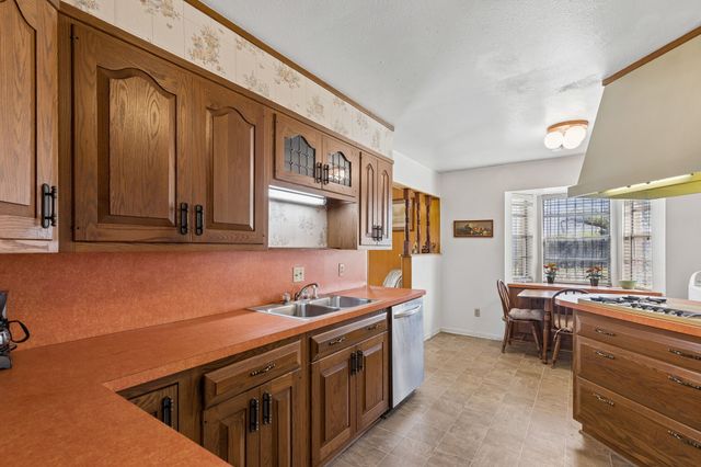 6028 Truman Drive, Fort Worth, TX 76112