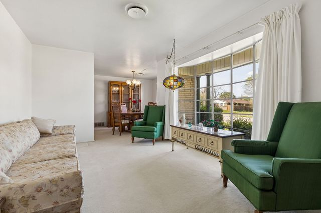 6028 Truman Drive, Fort Worth, TX 76112