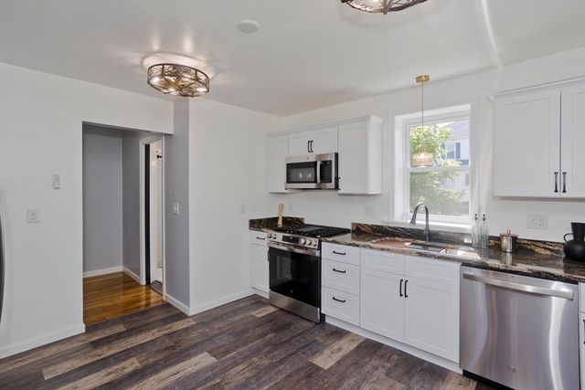 12 Weston St, Wilbraham, MA 01095