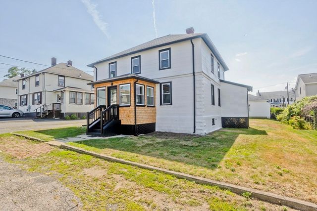 12 Weston St, Wilbraham, MA 01095