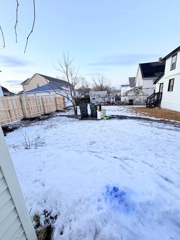 12 Weston St, Wilbraham, MA 01095