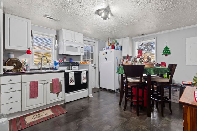 3055 Chestnut St., Loris, SC 29569