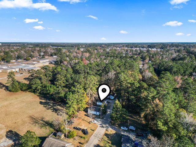 3055 Chestnut St., Loris, SC 29569