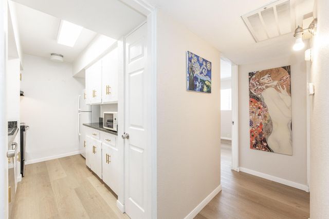 2101 Fountain View Drive 46C, Houston, TX 77057