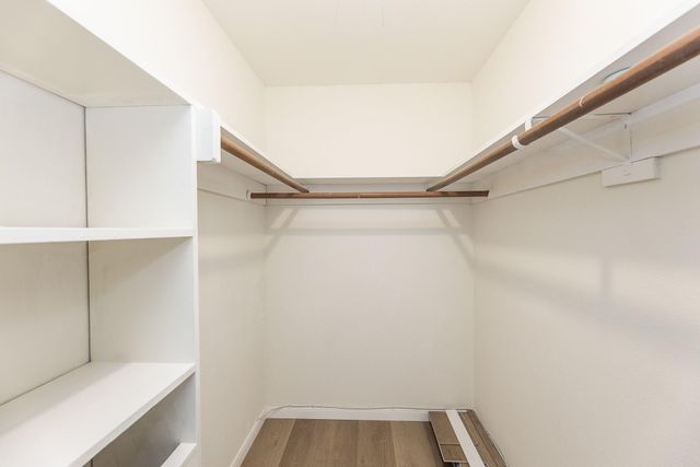 2101 Fountain View Drive 46C, Houston, TX 77057