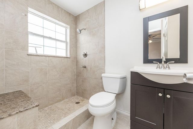 2101 Fountain View Drive 46C, Houston, TX 77057