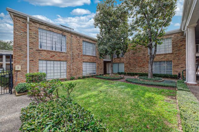 2101 Fountain View Drive 46C, Houston, TX 77057