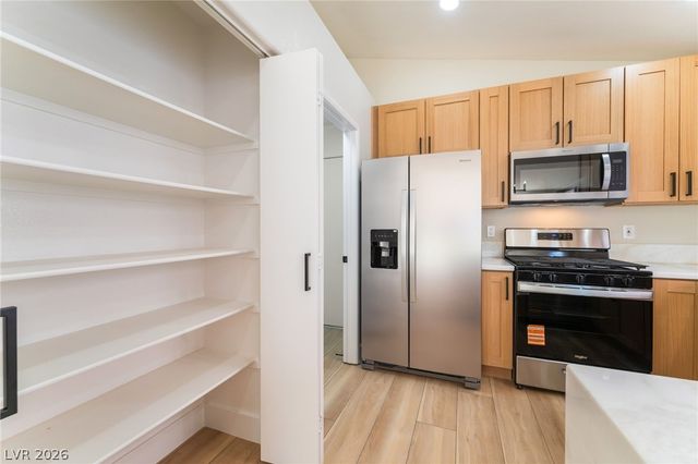 3925 Canyon Meadows Court, Las Vegas, NV 89129