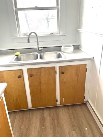 92 Emory St 1, Attleboro, MA 02703