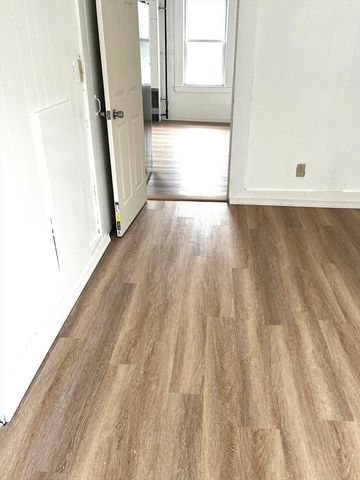 92 Emory St 1, Attleboro, MA 02703