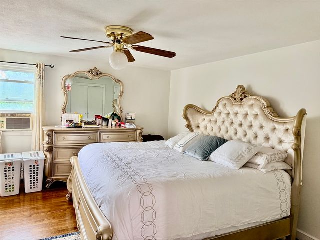 17 Valley Rd, Stoneham, MA 02180