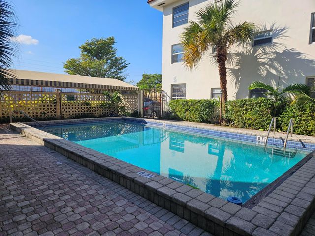 13655 NE 10th Ave 201, North Miami, FL 33161