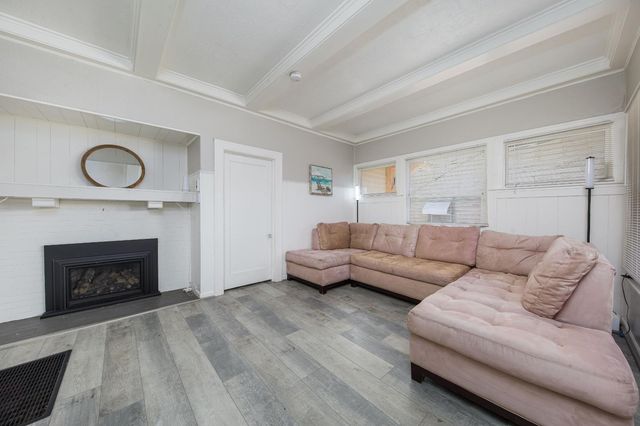 625 W Poplar St, Stockton, CA 95203