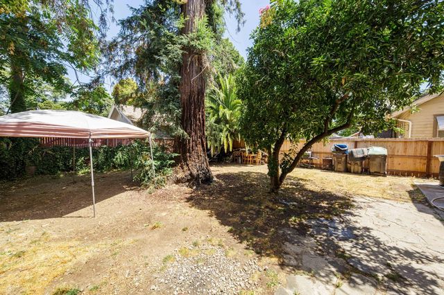 625 W Poplar St, Stockton, CA 95203